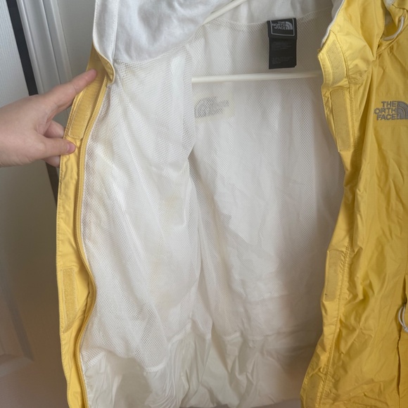 North face yellow rain jacket - Picture 2 of 5
